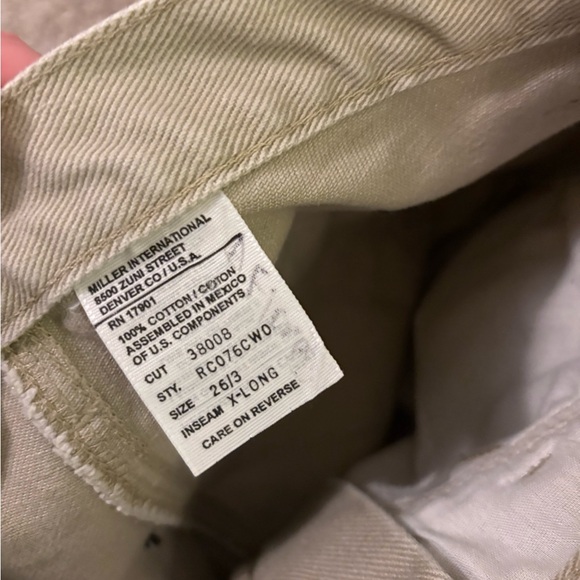 ⛰️Vintage Rockies Jeans⛰️ - Picture 6 of 6